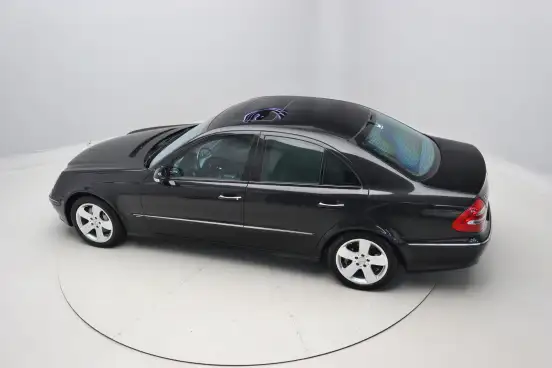 MERCEDES-BENZ-E 500-5.0 AVANTGARDE V8 GASOLINA 4P AUTOMÁTICO MERCEDES-BENZ-E 500-2002