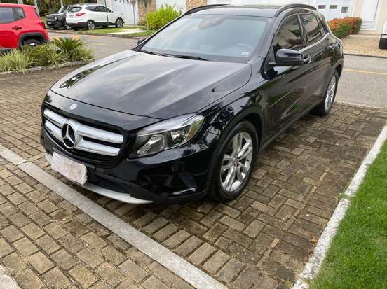 MERCEDES-BENZ-GLA 200-2015