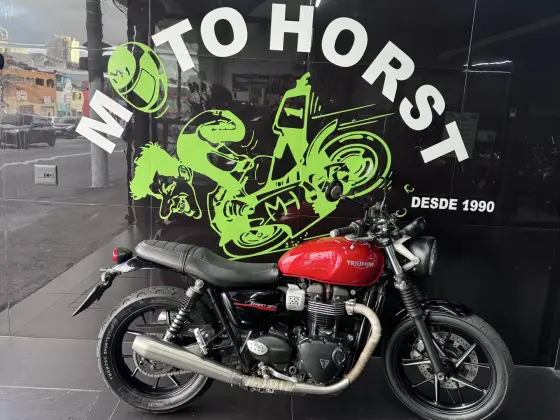 TRIUMPH STREET TWIN TRIUMPH STREET TWIN