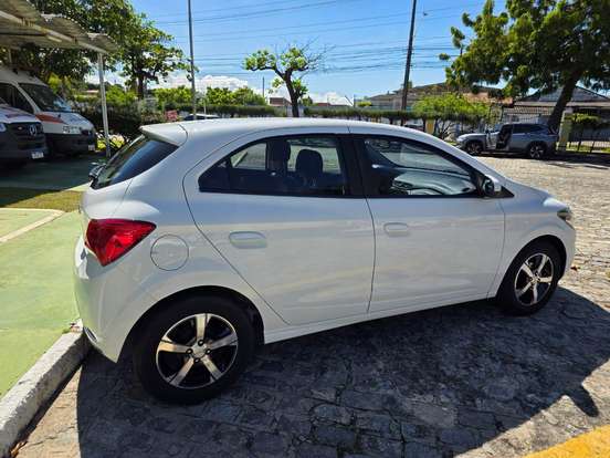 CHEVROLET-ONIX-1.4 MPFI LTZ 8V FLEX 4P AUTOMÁTICO CHEVROLET-ONIX-2018