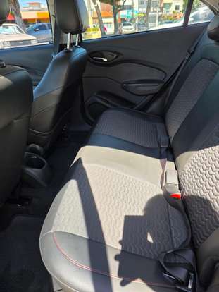 CHEVROLET-ONIX-2018