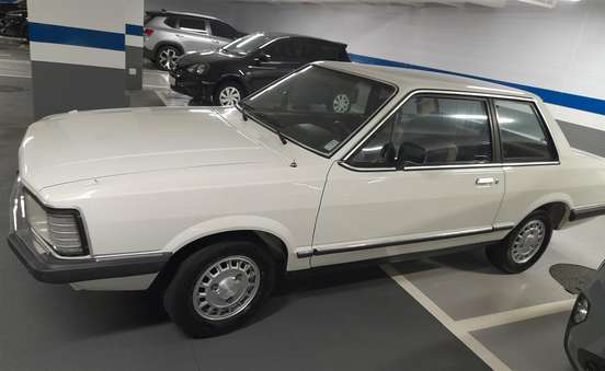 FORD-DEL REY-1983