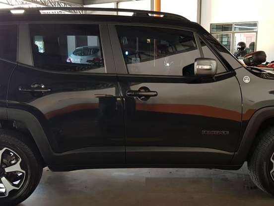 JEEP-RENEGADE-2.0 16V TURBO DIESEL TRAILHAWK 4P 4X4 AUTOMÁTICO JEEP-RENEGADE-2019