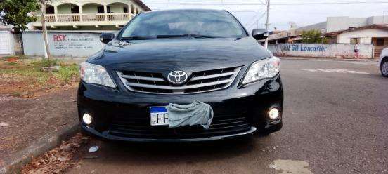 TOYOTA-COROLLA-2013