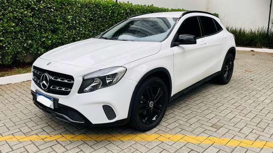 MERCEDES-BENZ-GLA 200-2018