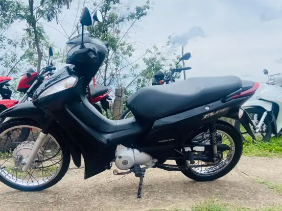 HONDA-BIZ 125 ES HONDA-BIZ 125 ES-2011
