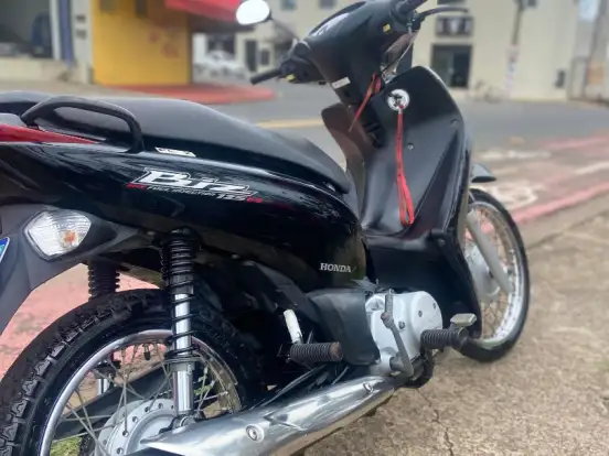 HONDA-BIZ 125 ES HONDA-BIZ 125 ES-2011