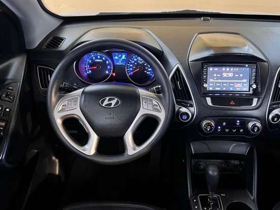 HYUNDAI-IX35-2.0 MPI 4X2 16V FLEX 4P AUTOMÁTICO HYUNDAI-IX35-2013