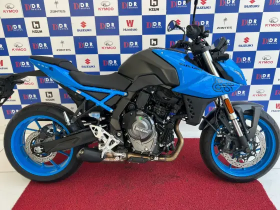 SUZUKI GSX-8S 