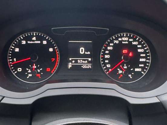 AUDI-Q3-1.4 TFSI AMBIENTE GASOLINA 4P S TRONIC AUDI-Q3-2015