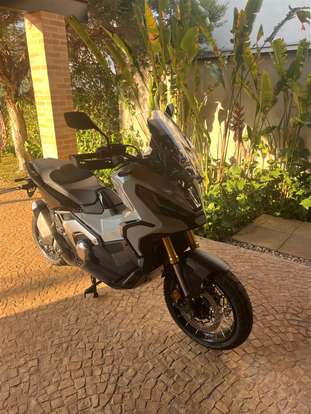HONDA-X-ADV-2024