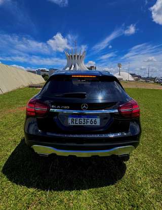 MERCEDES-BENZ-GLA 200-2019
