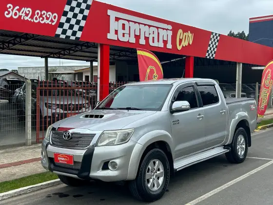 TOYOTA HILUX 3.0 SRV 4X4 CD 16V TURBO INTERCOOLER DIESEL 4P AUTOMÁTICO