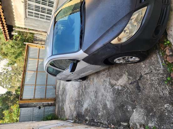 VOLKSWAGEN-GOL-2009
