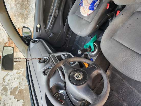 VOLKSWAGEN-GOL-2009