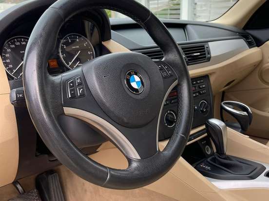 BMW-X1-2.0 16V GASOLINA SDRIVE18I 4P AUTOMÁTICO BMW-X1-2011