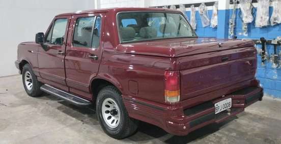 FORD-F-1000-1993