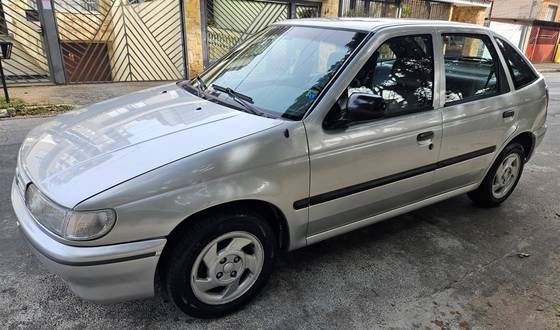 Volkswagen Pointer 1.8 GLI 8V Gasolina 4P Manual
