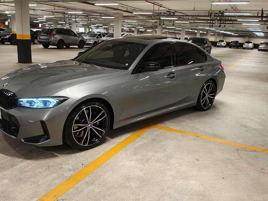 BMW-320i-2024
