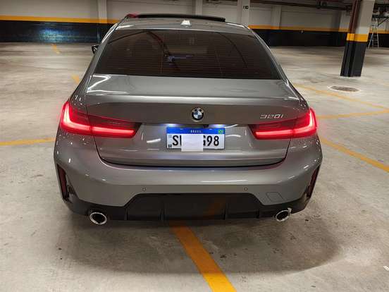 BMW-320i-2.0 16V TURBO FLEX M SPORT AUTOMÁTICO BMW-320i-2024