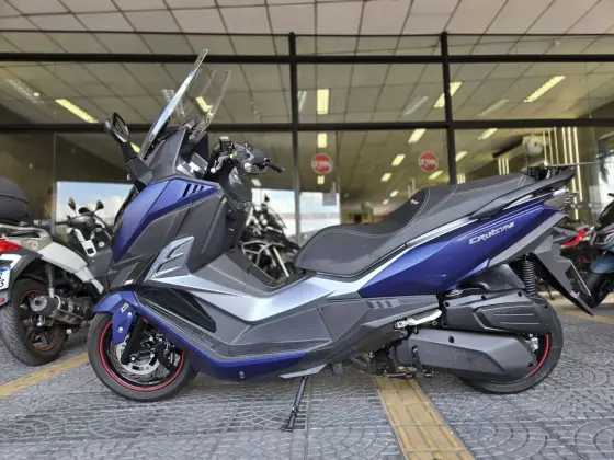 DAFRA CRUISYM 300 
