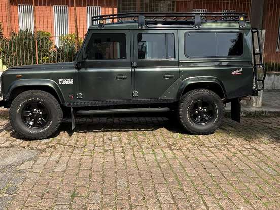 LAND ROVER-DEFENDER-2.5 TD5 CSTD 110 4X4 TURBO DIESEL 4P MANUAL LAND ROVER-DEFENDER-2005