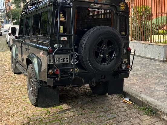 LAND ROVER-DEFENDER-2.5 TD5 CSTD 110 4X4 TURBO DIESEL 4P MANUAL LAND ROVER-DEFENDER-2005