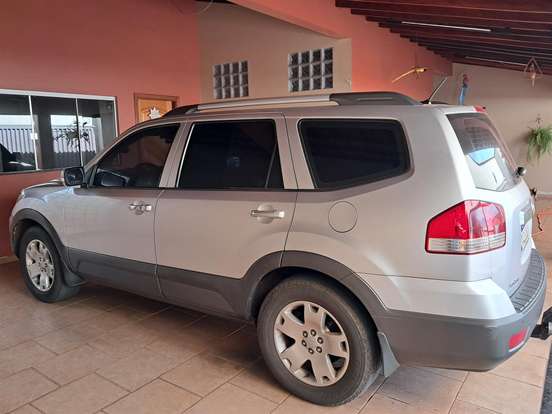 KIA-MOHAVE-2009