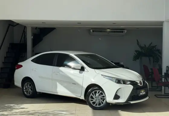 TOYOTA YARIS 1.5 16V FLEX SEDAN XS MULTIDRIVE