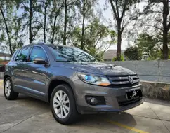 VOLKSWAGEN TIGUAN 2.0 TSI 16V TURBO GASOLINA 4P TIPTRONIC VOLKSWAGEN TIGUAN 2.0 TSI 16V TURBO GASOLINA 4P TIPTRONIC