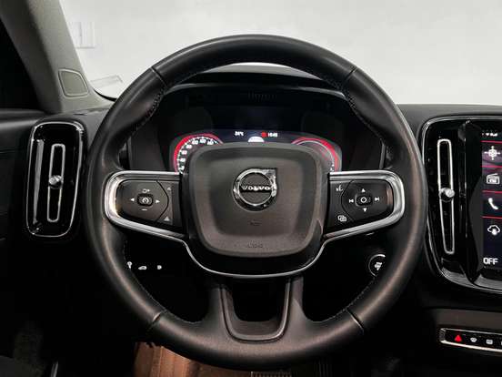 VOLVO-XC40-1.5 T5 RECHARGE INSCRIPTION GEARTRONIC VOLVO-XC40-2022
