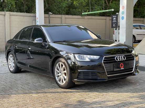 AUDI-A4-2017