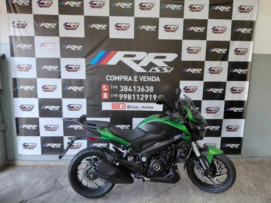 BAJAJ DOMINAR 400 