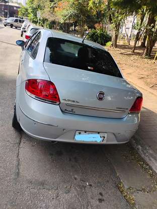 FIAT-LINEA-2008