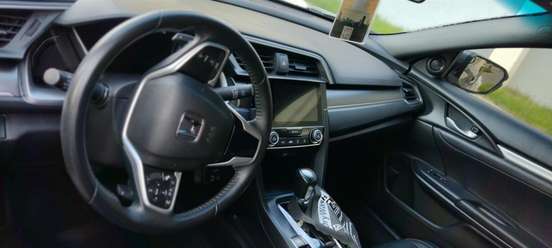 HONDA-CIVIC-2019