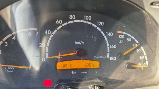 MERCEDES-BENZ-SPRINTER-2005