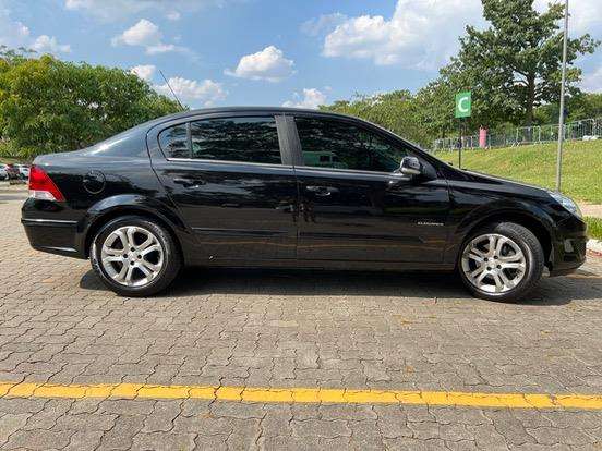 CHEVROLET-VECTRA-2010