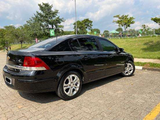 CHEVROLET-VECTRA-2010