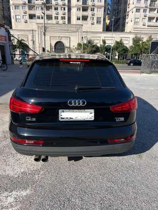 AUDI-Q3-2017
