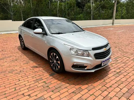CHEVROLET CRUZE 1.8 LT 16V FLEX 4P AUTOMÁTICO CHEVROLET CRUZE 1.8 LT 16V FLEX 4P AUTOMÁTICO