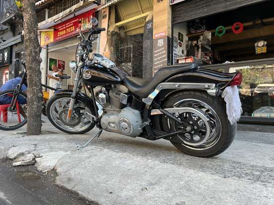 HARLEY-DAVIDSON-FX-2004