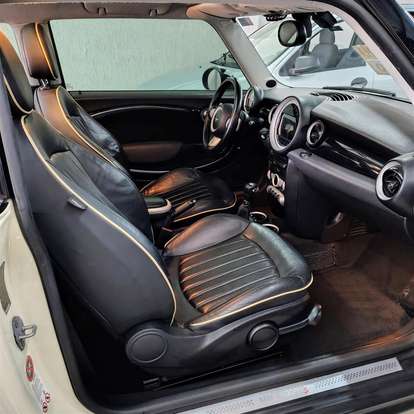 MINI-COOPER-2009