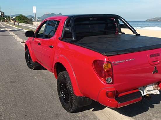 MITSUBISHI-L200 TRITON-3.2 HPE 4X4 CD 16V TURBO INTERCOOLER DIESEL 4P AUTOMÁTICO MITSUBISHI-L200 TRITON-2014