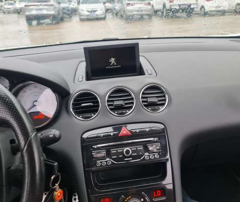 PEUGEOT-308-1.6 GRIFFE THP 16V GASOLINA 4P AUTOMÁTICO PEUGEOT-308-2013