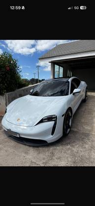 PORSCHE TAYCAN ELÉTRICO