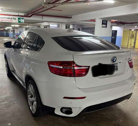BMW-X6-2012