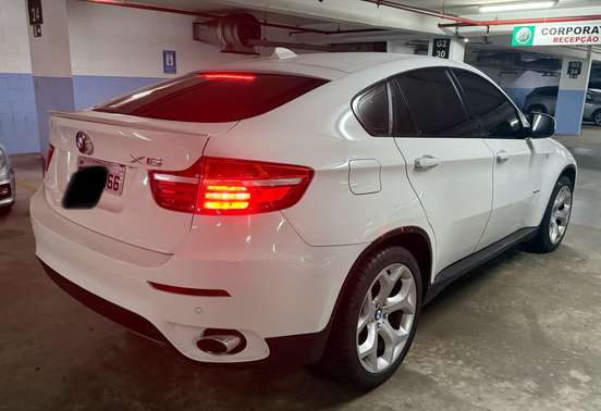 BMW-X6-2012