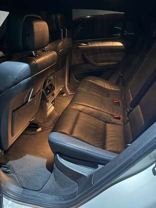 BMW-X6-2012