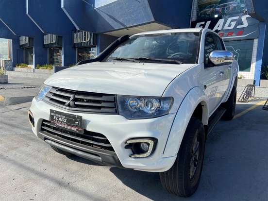 MITSUBISHI-L200 TRITON-2015