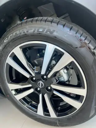 NISSAN-KICKS PLAY-2025